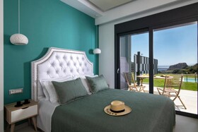Deluxe Villa Polydoros
