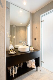 Ecoheaven Suites