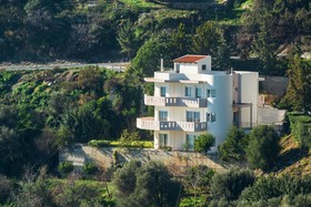 Wine Dark Sea Luxury Villa Artemis