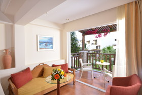 Alexander Beach Hotel & Village Resort