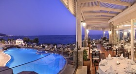 Alexander Beach Hotel & Village Resort