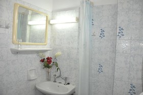 Alexandra Rooms