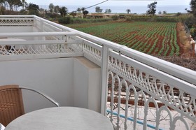 Alexandra Rooms