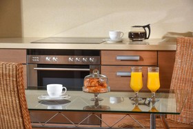 Ammos Apartments & Suites