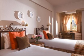 Ammos Apartments & Suites