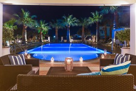 Ammos Apartments & Suites