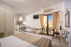 Bella Elena Apartments