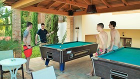 Bella Elena Apartments