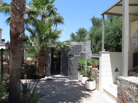 Bella Elena Apartments