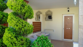 Bella Elena Apartments