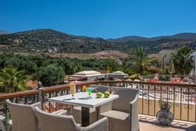 Bella Elena Apartments