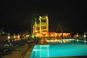 Danelis Studios & Apartments