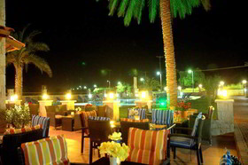 Danelis Studios & Apartments