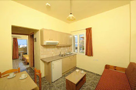 Frixos Hotel & Apartments