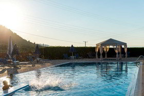 Hotel Matheo Villas & Suites