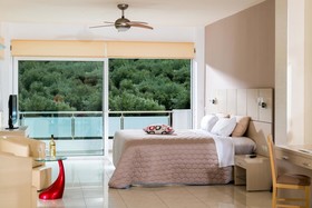 Hotel Matheo Villas & Suites