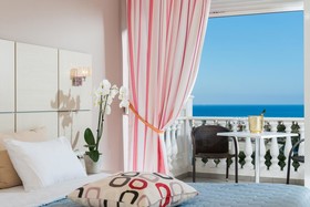 Hotel Matheo Villas & Suites