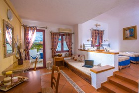 Irida Hotel Apartments by Estia