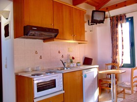 Irida Hotel Apartments by Estia