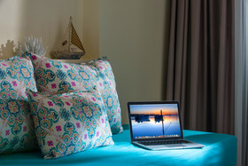 Kristalli Hotel Apartments