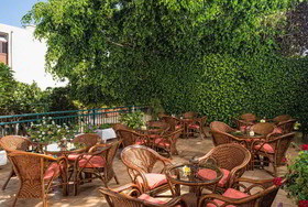 Malia Holidays Hotel