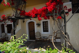 Mila Malia Studios Hotel