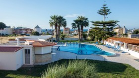 Manolis Apartments