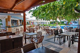 Maria Rousse Hotel