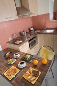Meropi Hotel & Apartments