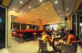Meropi Hotel & Apartments
