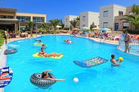 Meropi Hotel & Apartments