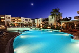 Meropi Hotel & Apartments
