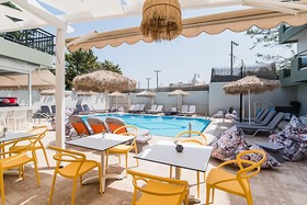 Natali Apartments