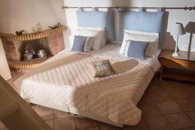 Notos Heights Hotel & Suites