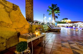 Stelios Gardens
