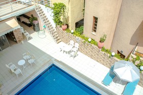 Cloud 9 Hotel