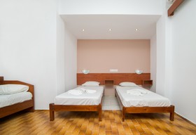 Cloud 9 Hotel