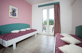 Theoni Apartment