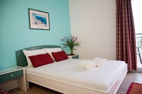 Theoni Apartment