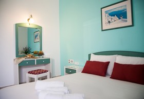 Theoni Apartment