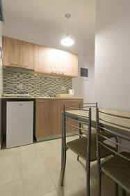 Socrates Apartments & Restaurant