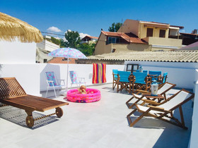 Studios Paradise