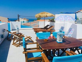 Studios Paradise