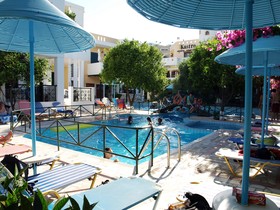 Kastro Studios & Apartments