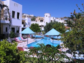 Kastro Studios & Apartments