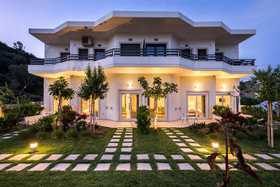 Mear Apartments and Studios