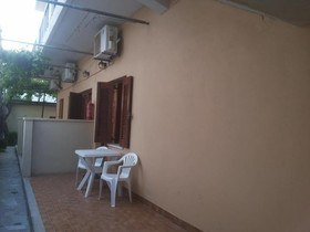 Stelios Rooms