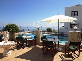 Amazones Village Suites