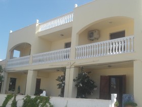 Kokkinakis Apartments