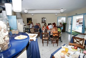 Piskopiano Village
